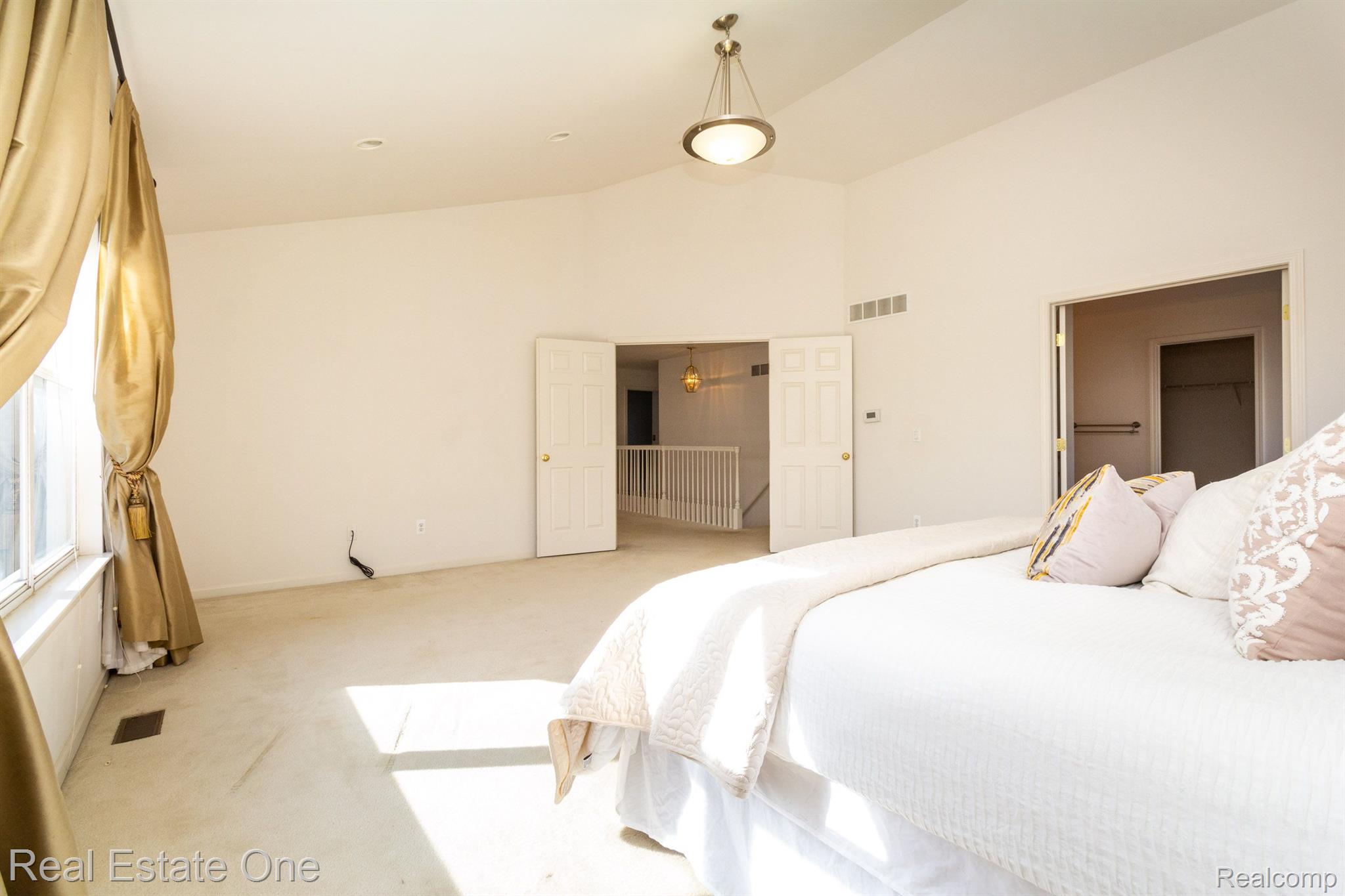 3585 Everett Drive Rochester, MI 48307 - Photo 30 of 75 Gallery Image 30