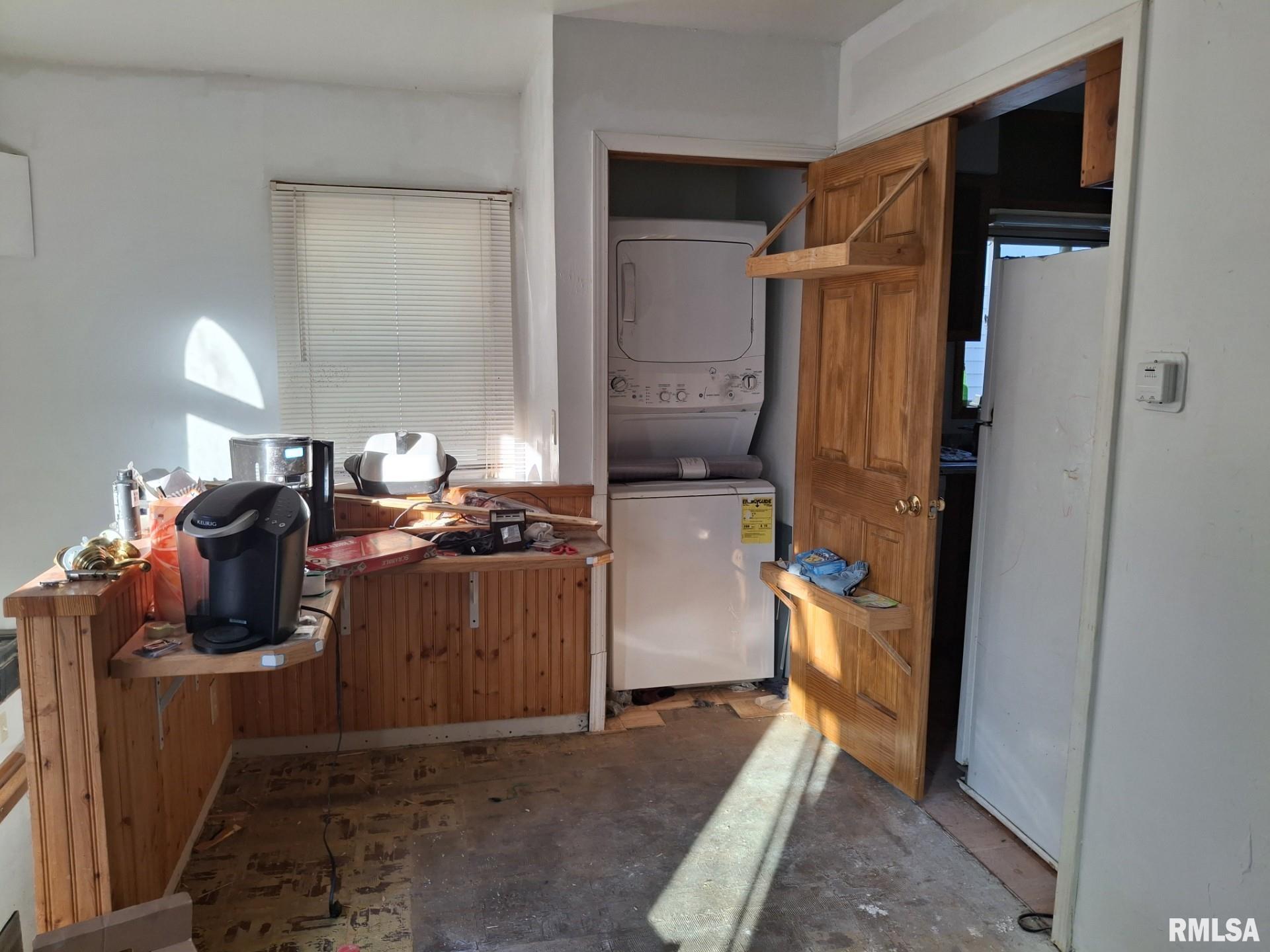 120 Gerber Court Creve Coeur, IL 61610 - Photo 11 of 25