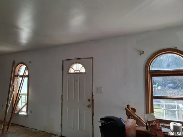 $63,000 | 120 Gerber Court, Creve Coeur, IL 61610