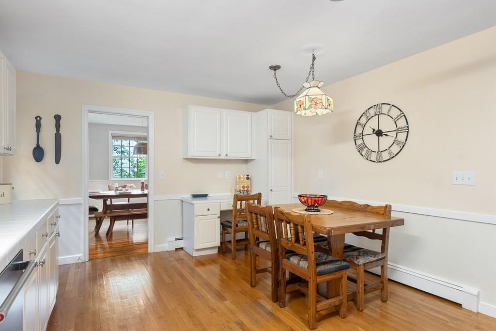 462 Hayward Mill Road Concord, MA 01742 - Photo 11 of 37 Gallery Image 11