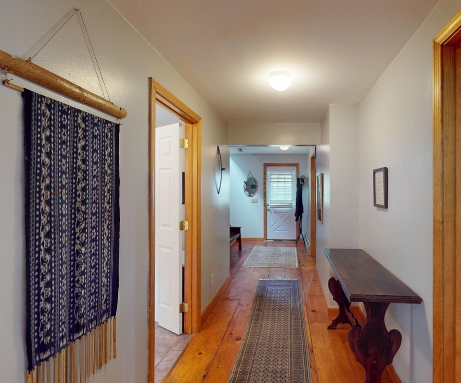 42 Water Street Northampton, MA 01053 - Photo 13 of 35