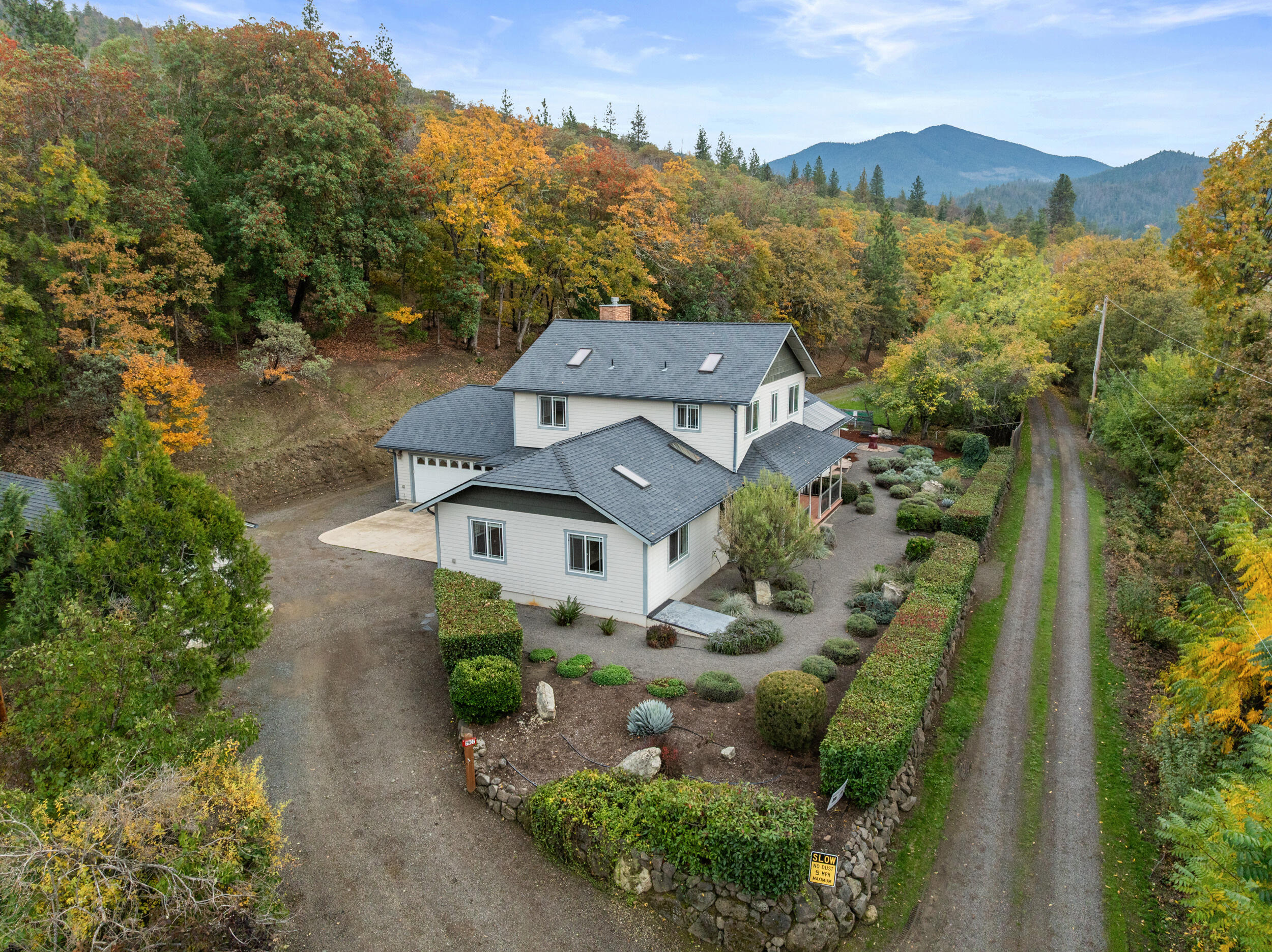 7907 Rapp Lane Talent, OR 97540 - Photo 1 of 57 59_7907-rapp-ln (greg goebelt)-dr-16