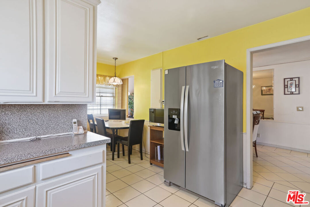 5611 Springhill Place Los Angeles, CA 90043 - Photo 9 of 37