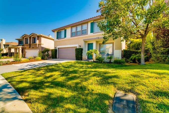 5006 Lake Circle Road Fallbrook, CA 92028 - Photo 2 of 25 Front of Home Pic 2