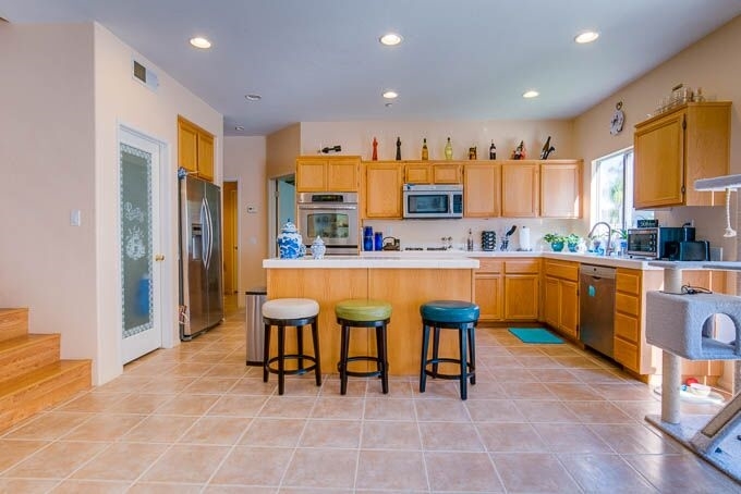 5006 Lake Circle Road Fallbrook, CA 92028 - Photo 22 of 25 Kitchen Pic 1