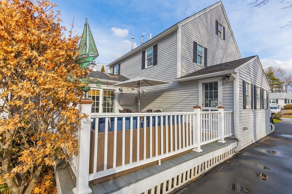 58 Burnham Road Lowell, MA 01852 - Photo 2 of 42 Gallery Image 2