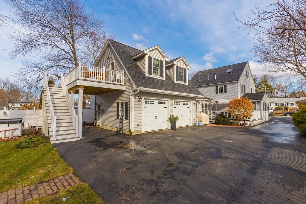 58 Burnham Road Lowell, MA 01852 - Photo 3 of 42 Gallery Image 3