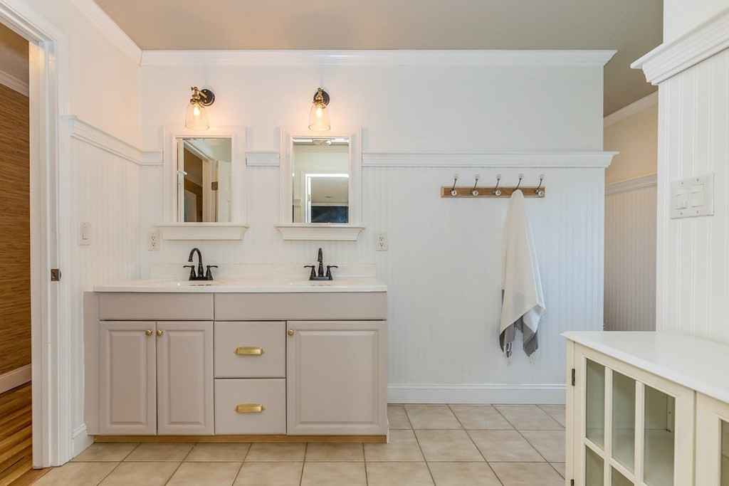 58 Burnham Road Lowell, MA 01852 - Photo 33 of 42 Gallery Image 33