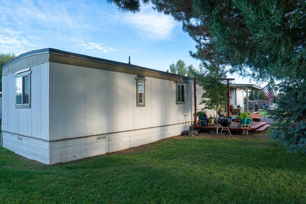 64900 Hunnell Road, Unit 51 Bend, OR 97703 - Photo 24 of 29 Peaceful & Private Yard