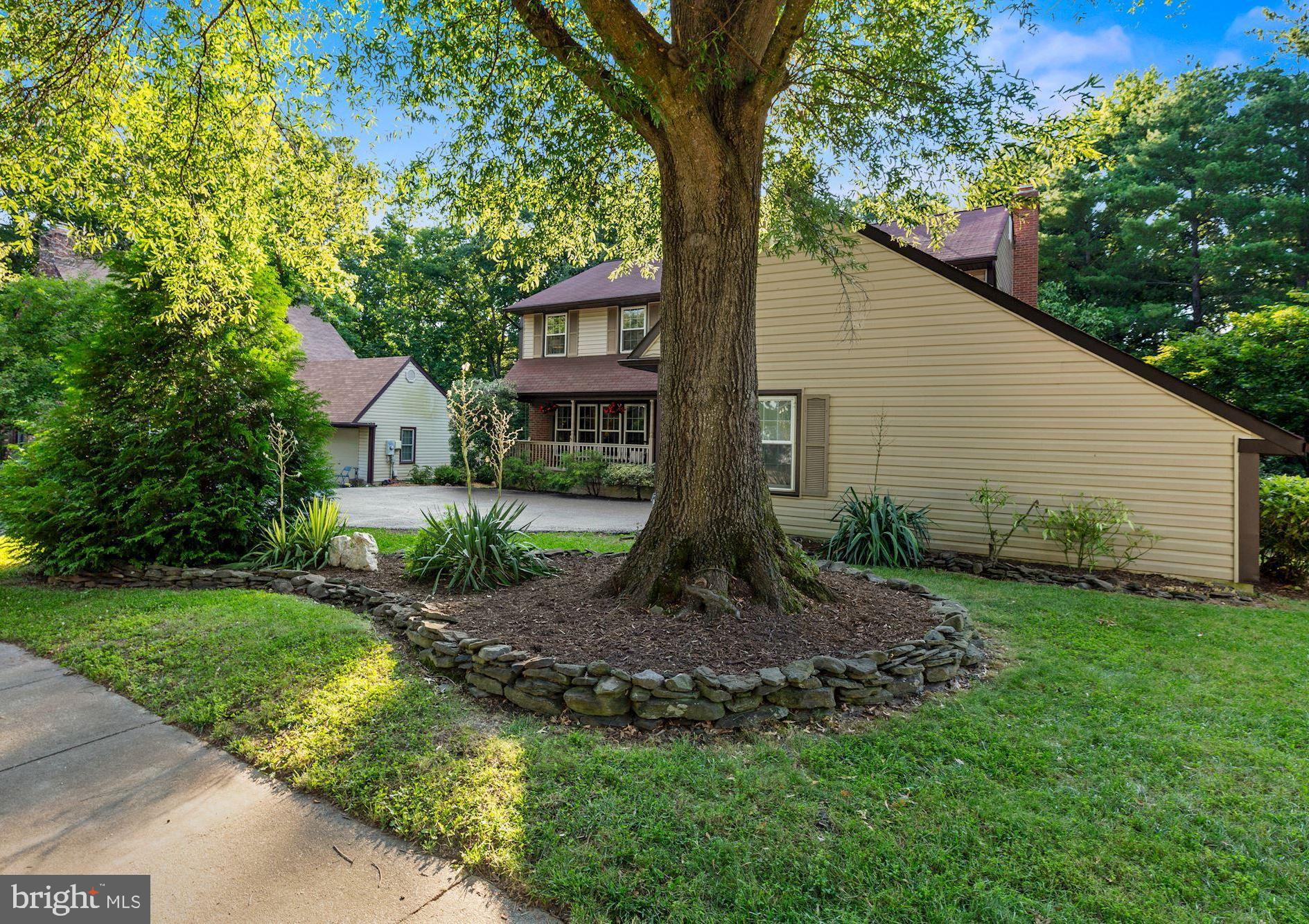 7420 Silver Pine Drive Springfield, VA 22153 - Photo 2 of 53