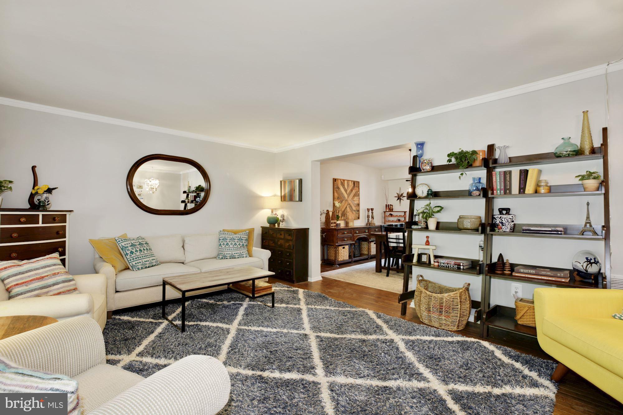 7420 Silver Pine Drive Springfield, VA 22153 - Photo 23 of 53 Front family room
