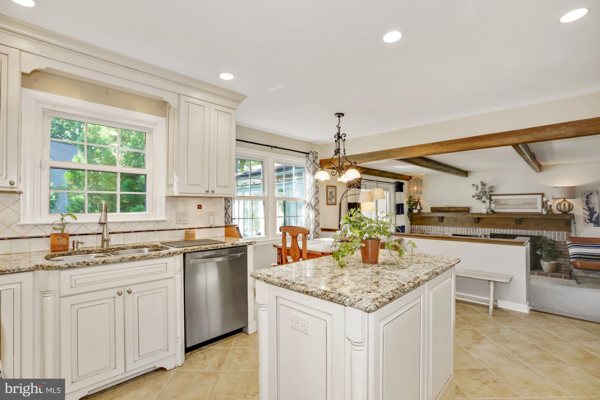 7420 Silver Pine Drive Springfield, VA 22153 - Photo 5 of 53 Kitchen