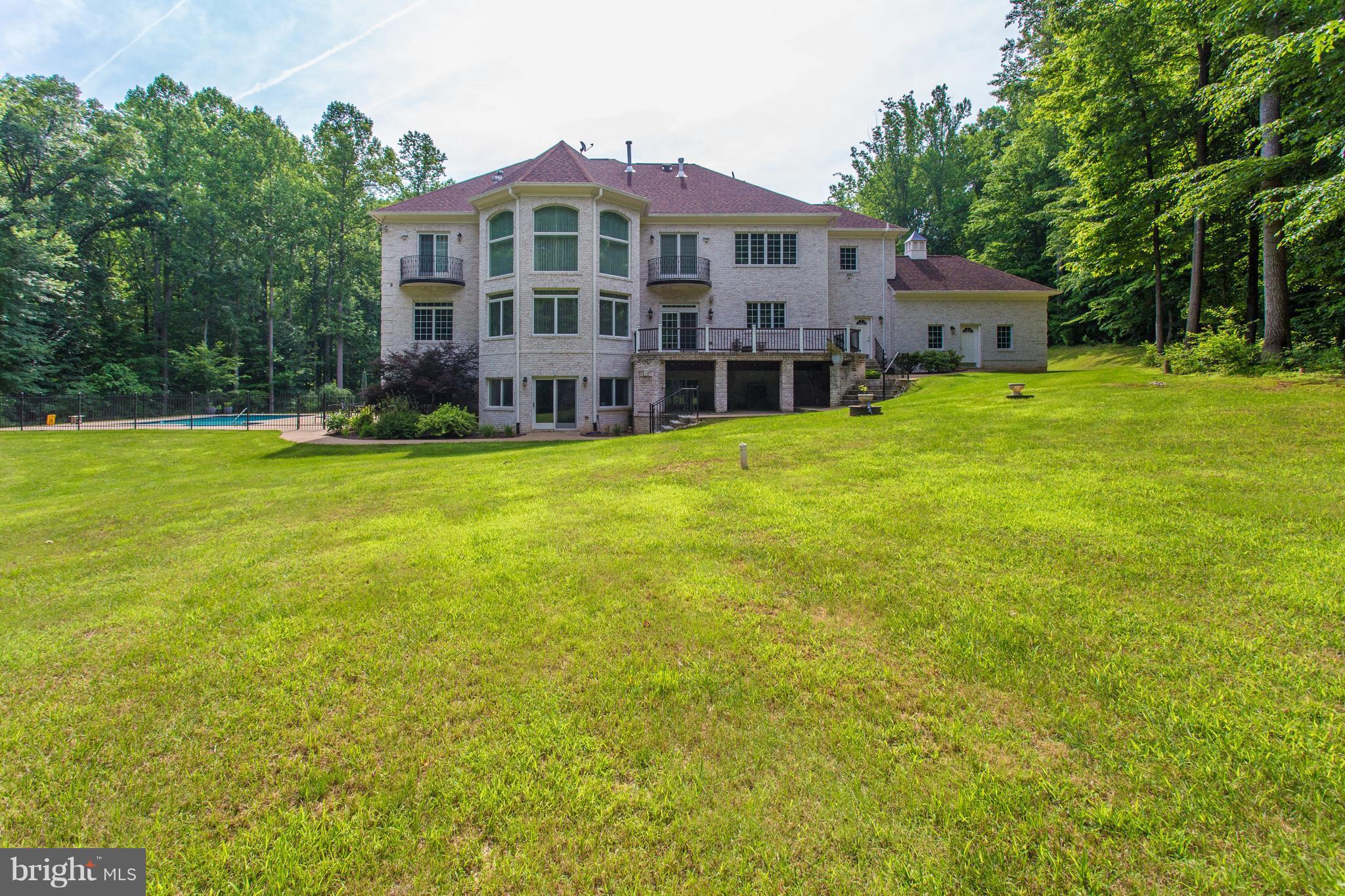 13200 Springdale Estates Road Clifton, VA 20124 - Photo 29 of 30 Exterior (Rear)
