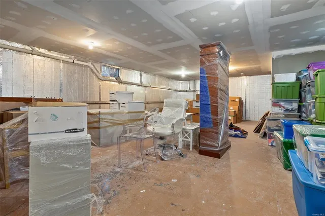 $438,960 | 160 North Clinton Street, Poughkeepsie, NY 12601