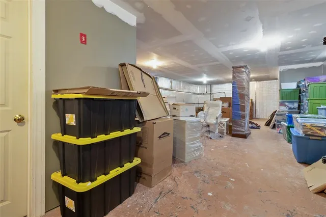 $438,960 | 160 North Clinton Street, Poughkeepsie, NY 12601