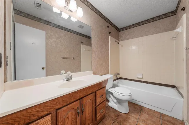 $235,000 | 413 Texas Avenue, Hewitt, TX 76643