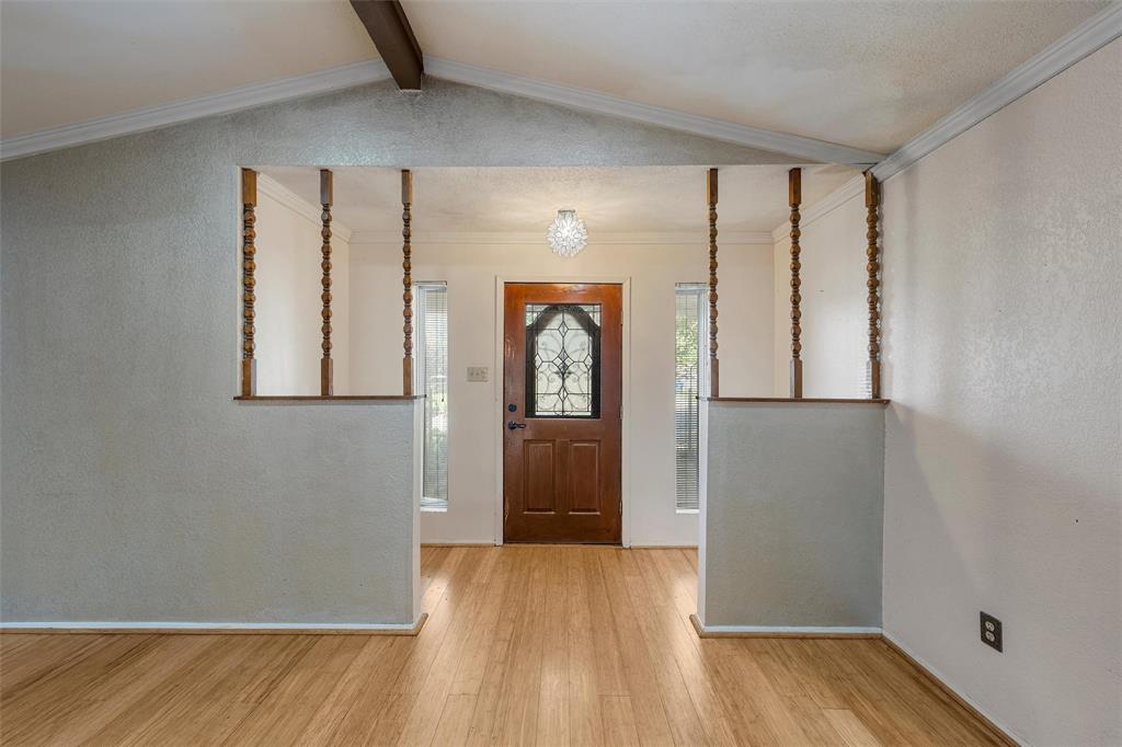 413 Texas Avenue Hewitt, TX 76643 - Photo 3 of 26 Foyer with wood finished floors