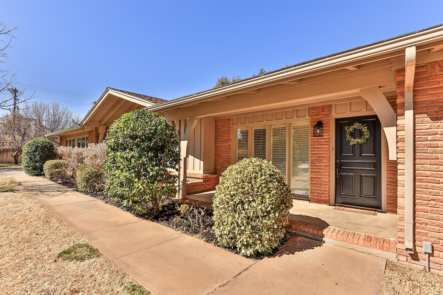 4612 20th Street Lubbock, TX 79407 - Photo 3 of 50 Cul-De-Sac Location, Three Car Garage