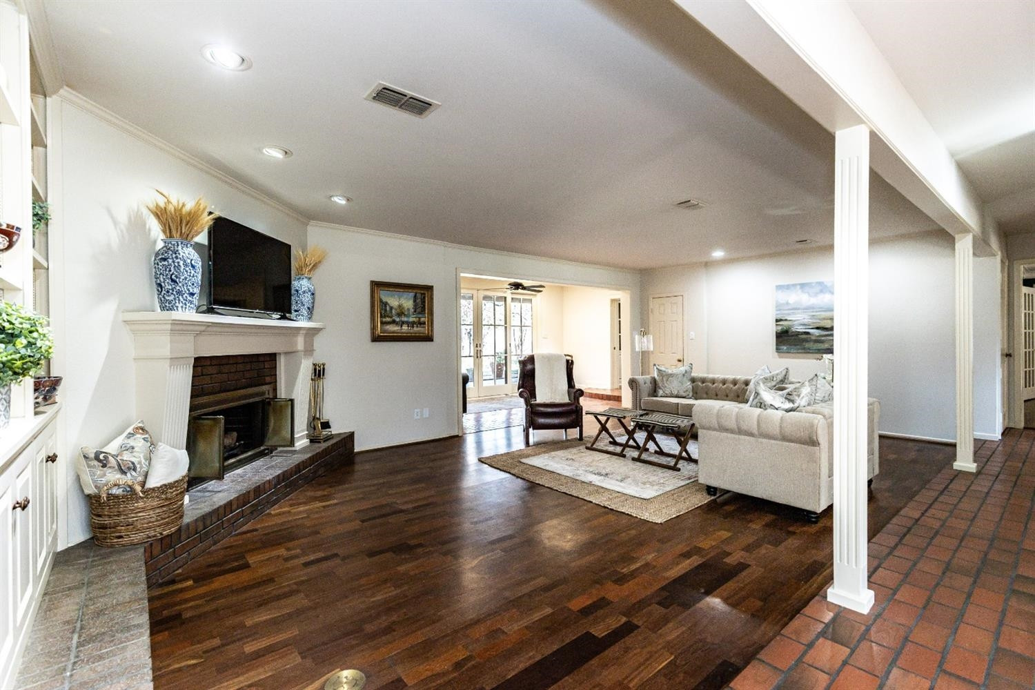4612 20th Street Lubbock, TX 79407 - Photo 9 of 50 Rich Hardwood Flooring