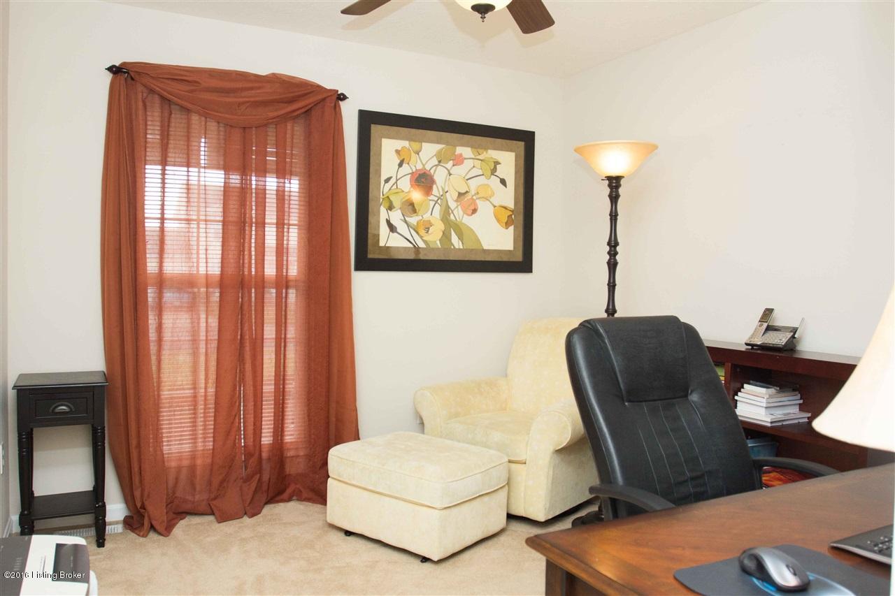 305 Nicholas Ridge Drive Elizabethtown, KY 42701 - Photo 18 of 34 large-10033889-28