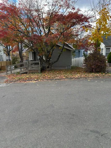 $719,000 | 23 Oenoke Place, Stamford, CT 06907