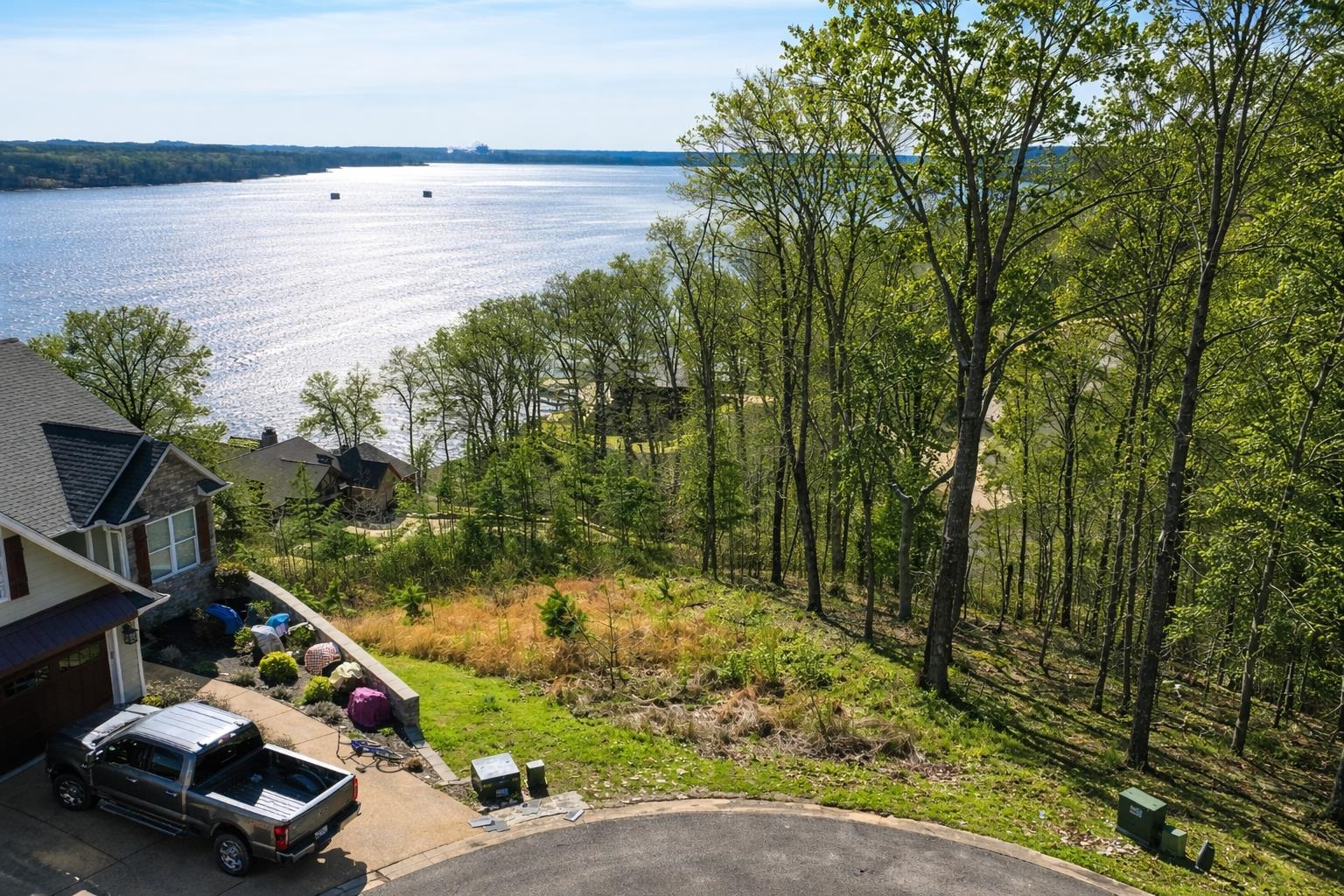 50 Legacy Pointe Savannah, TN 38372 - Photo 18 of 40 a view of a ocean from a balcony
