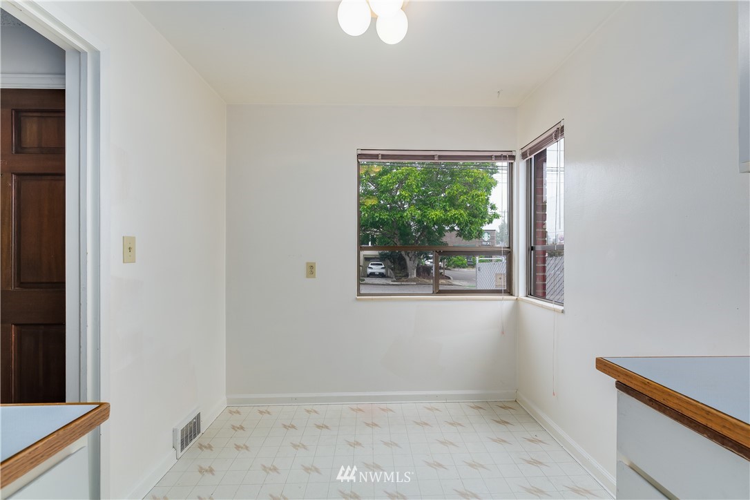 943 North 83rd Street Seattle, WA 98103 - Photo 8 of 18 Gallery Image 8