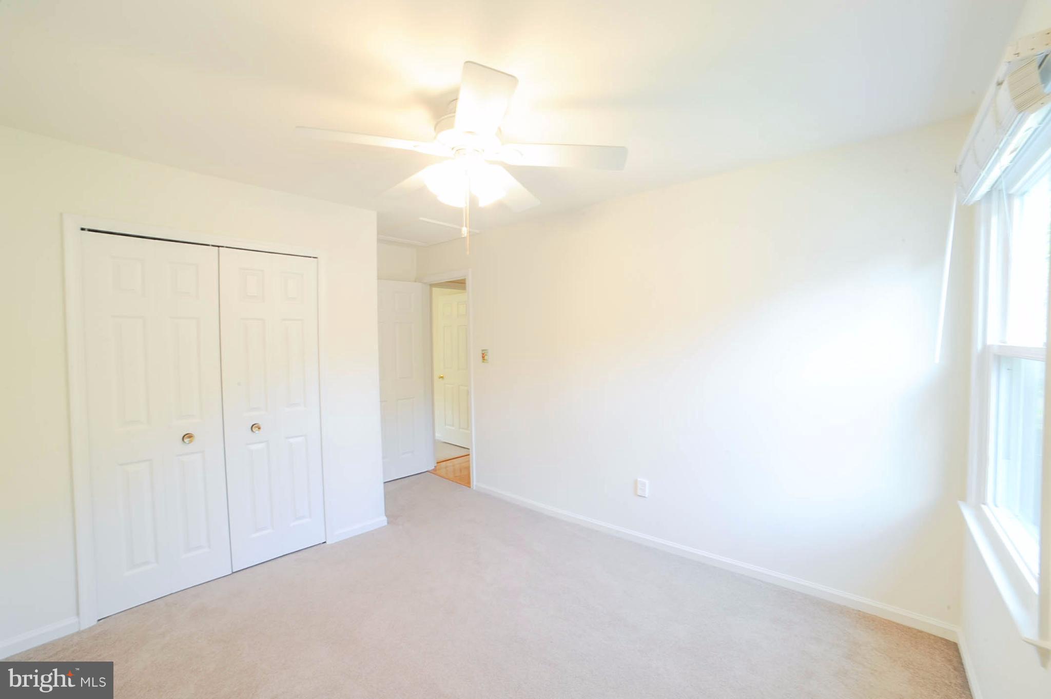 8303 Lindside Way Springfield, VA 22153 - Photo 22 of 30 Bedroom 3