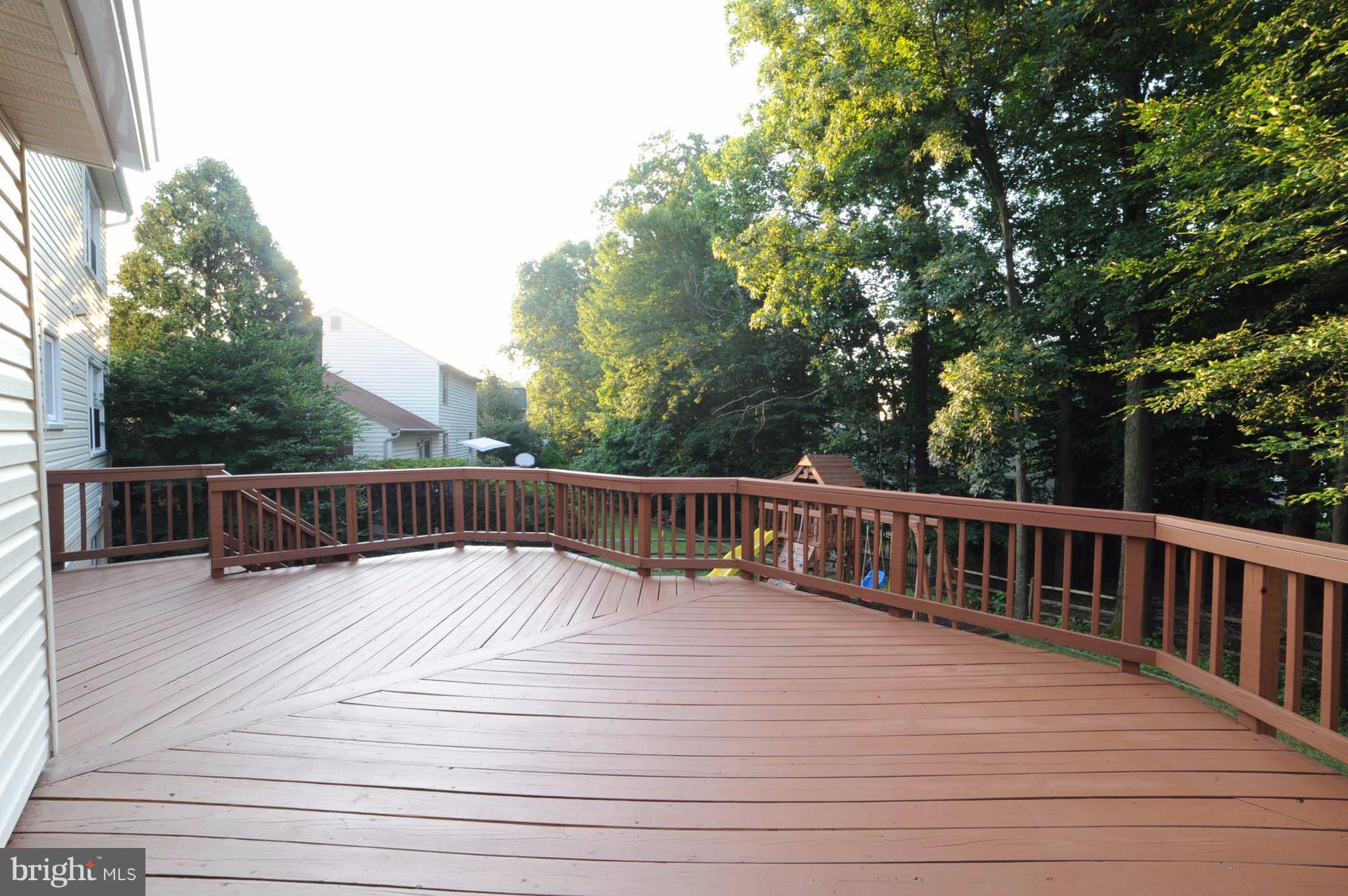 8303 Lindside Way Springfield, VA 22153 - Photo 30 of 30 Deck
