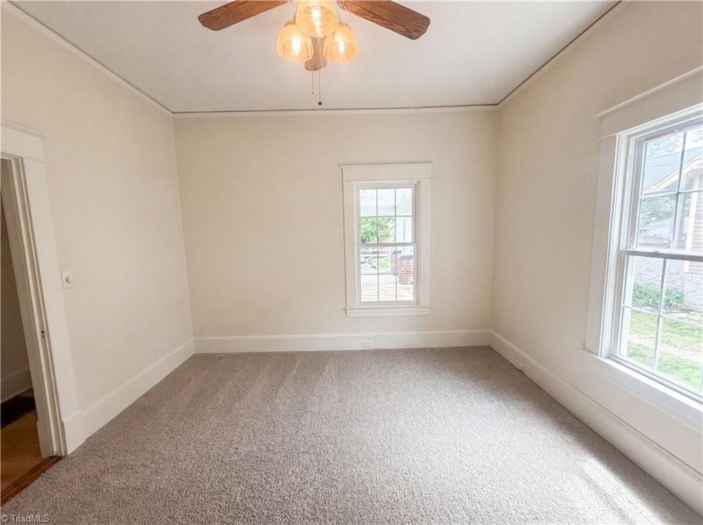 1011 North Hamilton Street High Point, NC 27262 - Photo 8 of 18