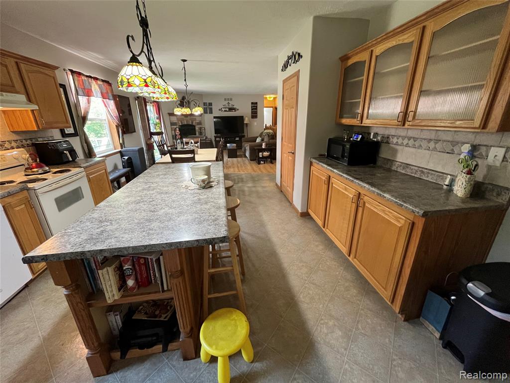 28524 Elwell Road Belleville, MI 48111 - Photo 54 of 84