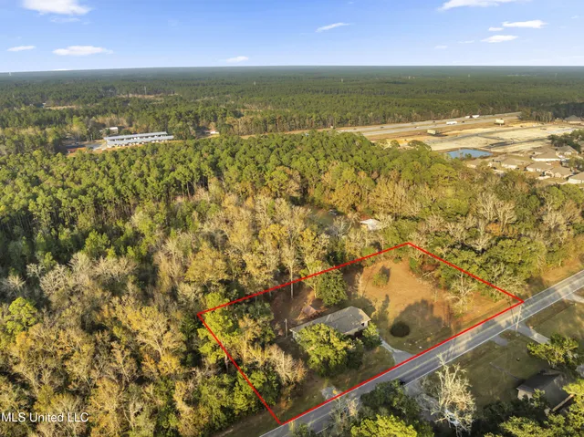 $365,000 | 13600 Money Farm Road, Ocean Springs, MS 39564