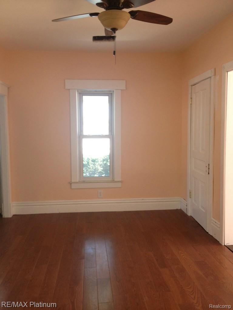 5125 North Burkhart Road Howell, MI 48855 - Photo 20 of 24 Dinning Area