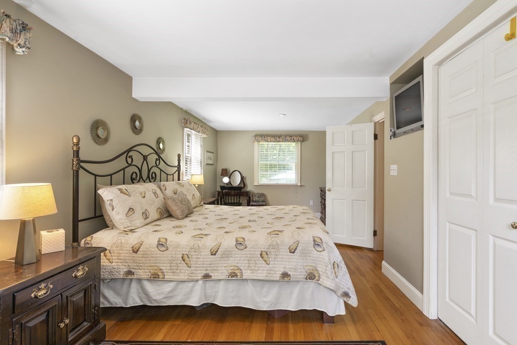 8 Barbara Road Danvers, MA 01923 - Photo 17 of 34