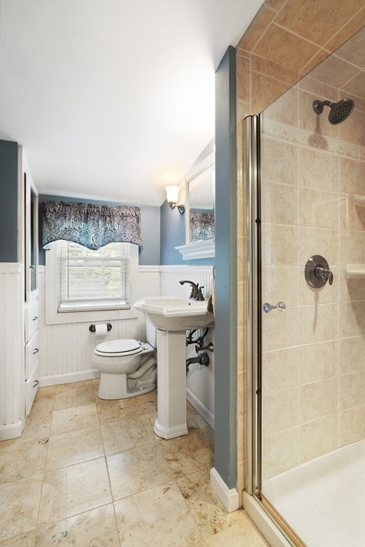 8 Barbara Road Danvers, MA 01923 - Photo 24 of 34