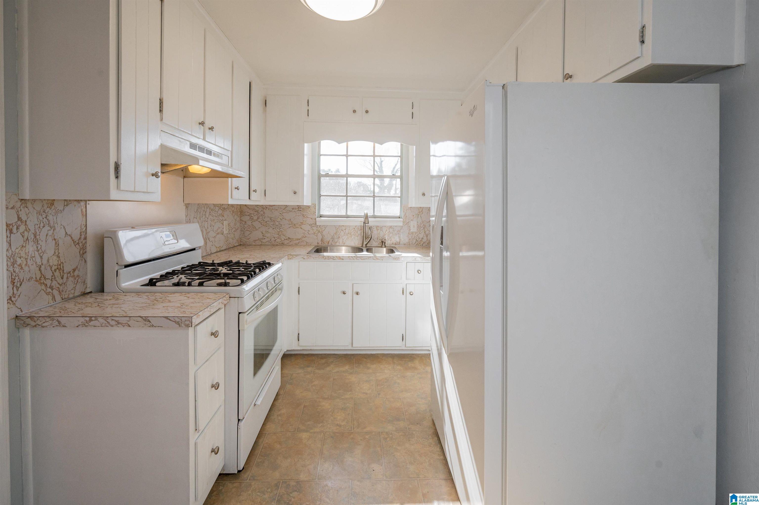 3234 Daniel Drive Moody, AL 35004 - Photo 14 of 44