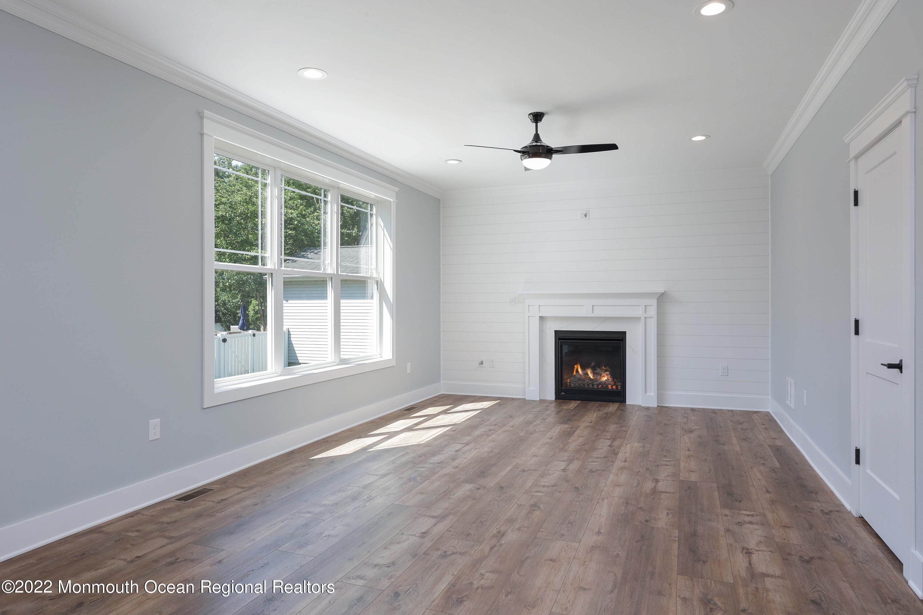 498 Harding Avenue Bayville, NJ 08721 - Photo 5 of 12 758A0243