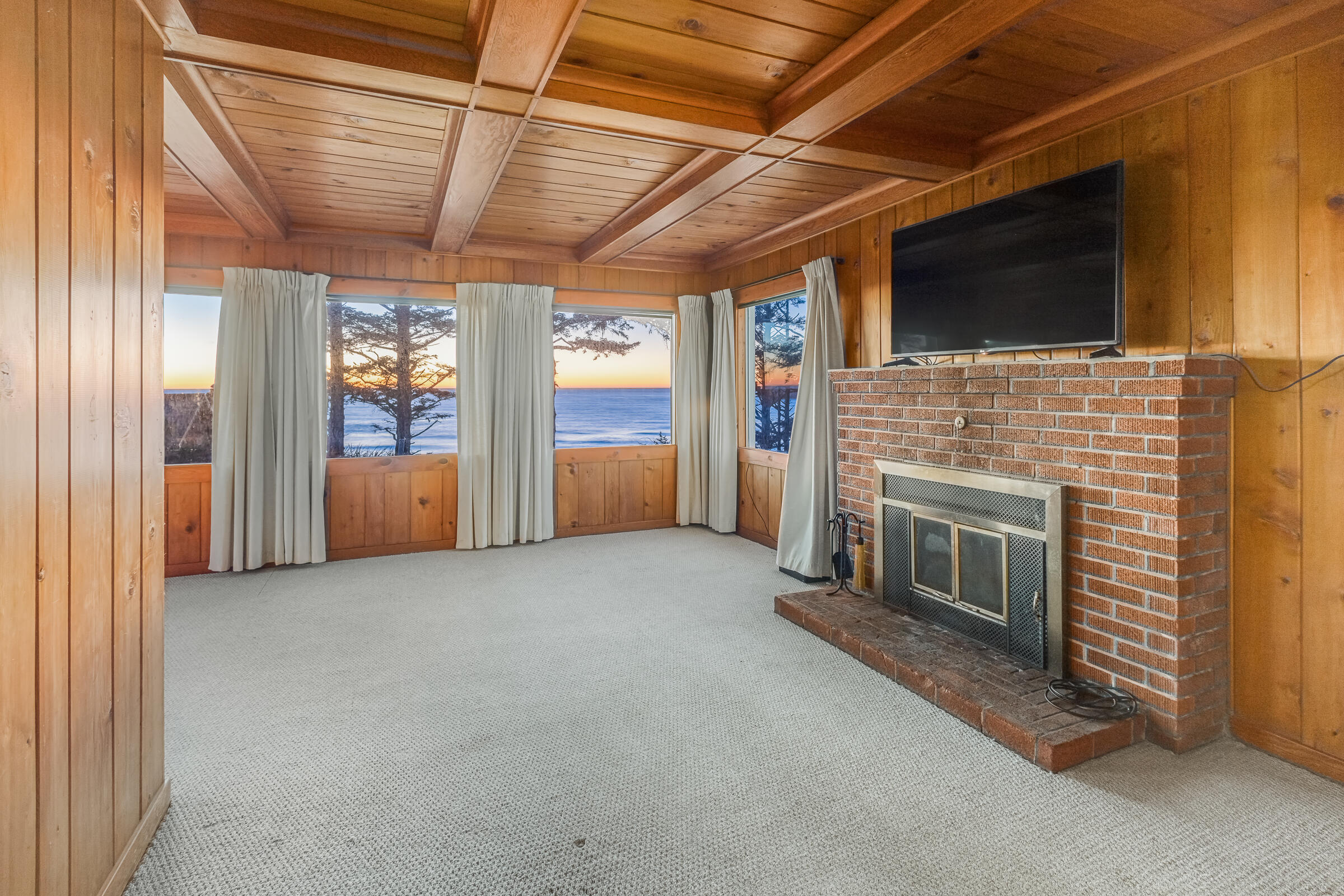 5485 Violet Street Tillamook, OR 97141 - Photo 14 of 46 5485 Violet St