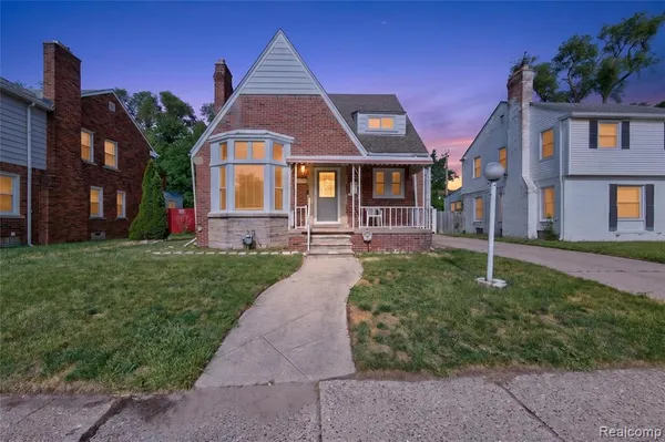 $349,990 | 18939 Ohio Street, Detroit, MI 48221