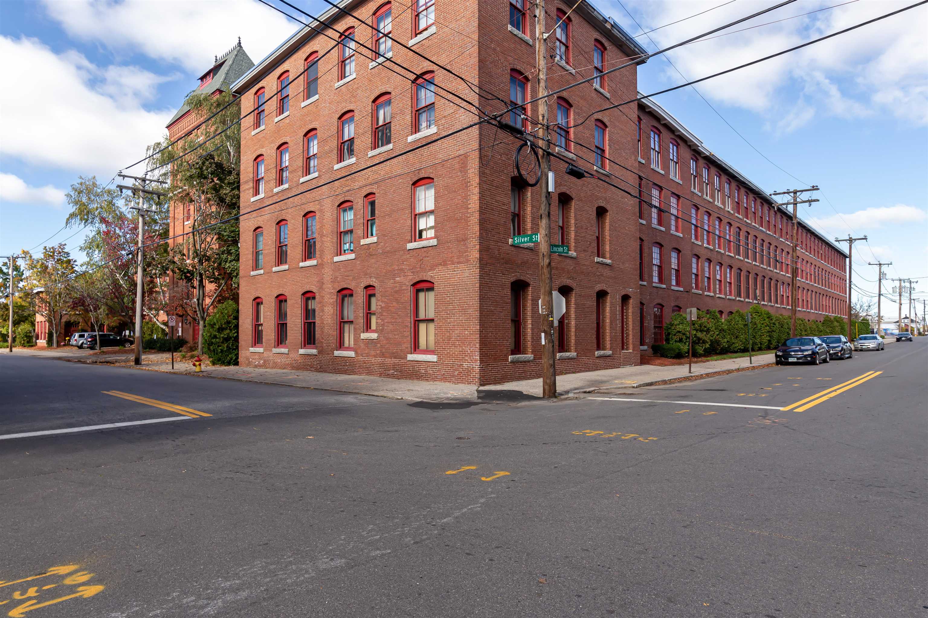 470 Silver Street, Unit 304 Manchester, NH 03103 - Photo 16 of 18
