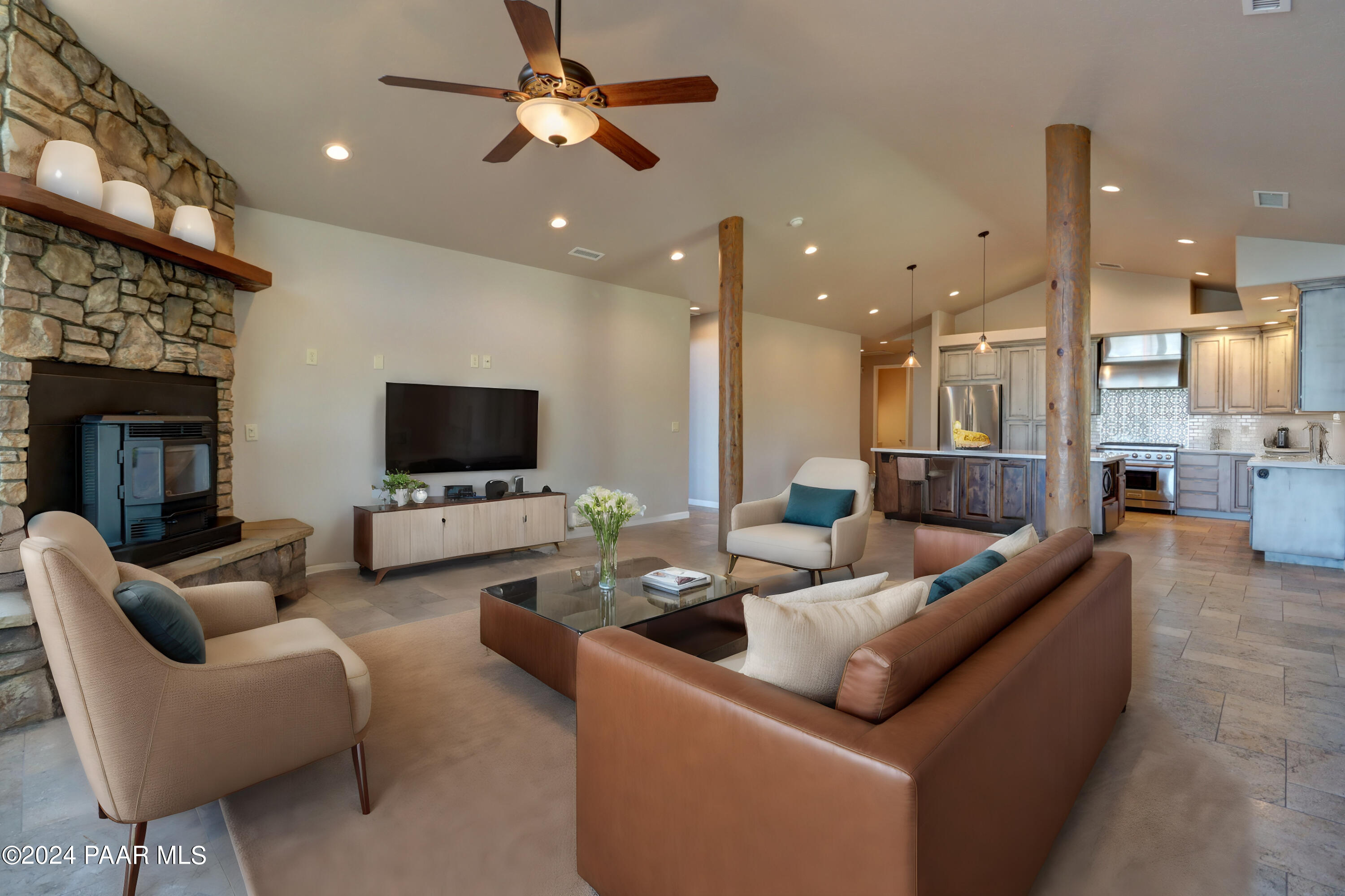 1775 South Sunnyside Road Prescott, AZ 86303 - Photo 11 of 46 Living Room