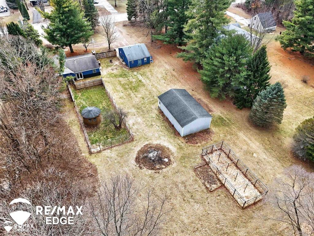 494 Barnes Lake Road Columbiaville, MI 48421 - Photo 2 of 23
