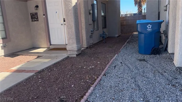 $369,900 | 2429 Charteroak Street, Las Vegas, NV 89108