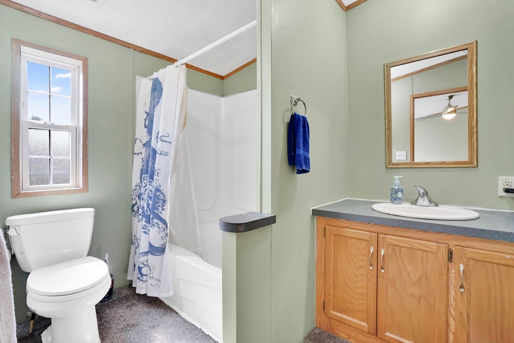 27 Somerset Road Chicopee, MA 01020 - Photo 32 of 33