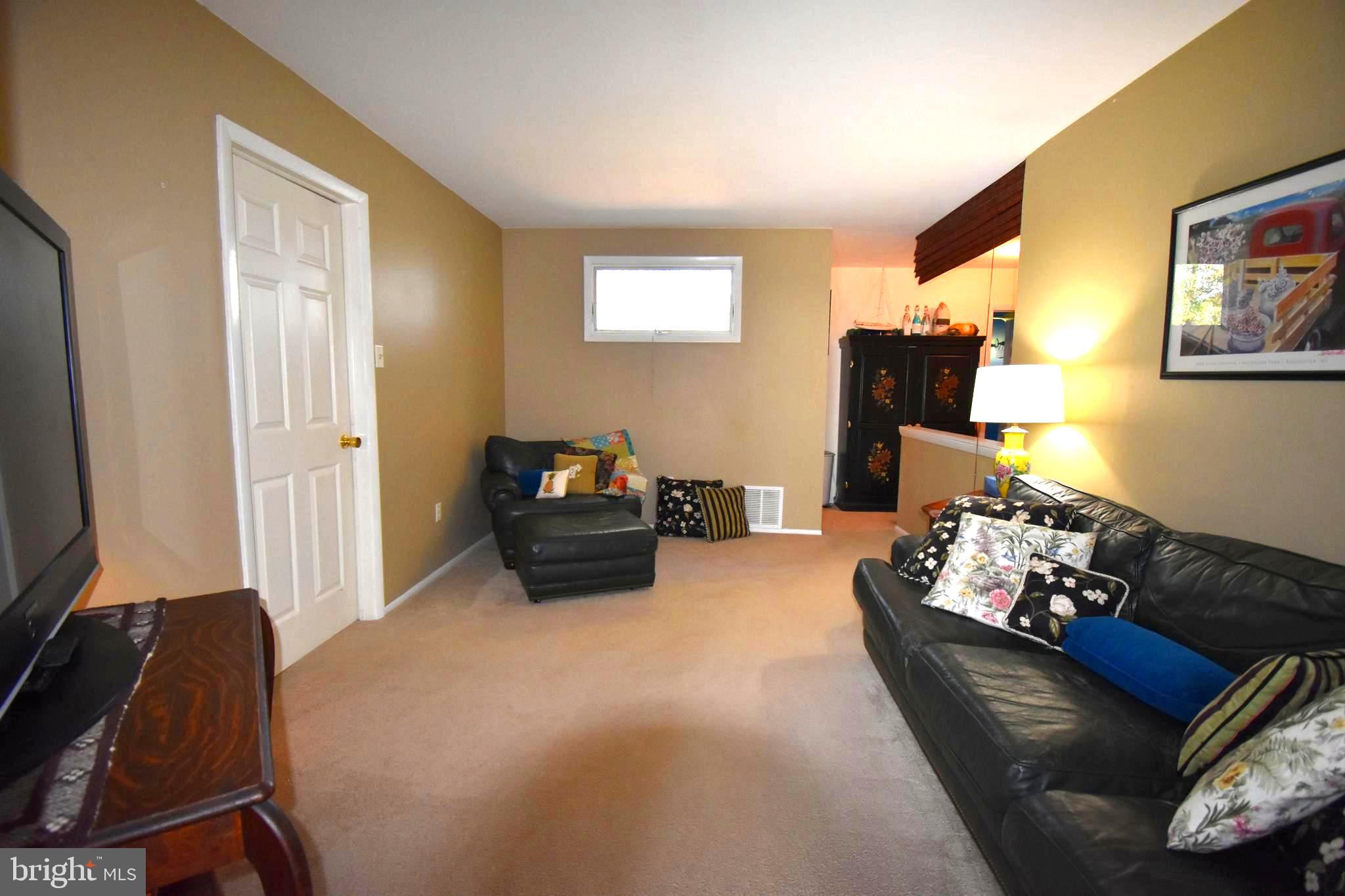 206 Poplar Road Chalfont, PA 18914 - Photo 23 of 41 Gallery Image 23