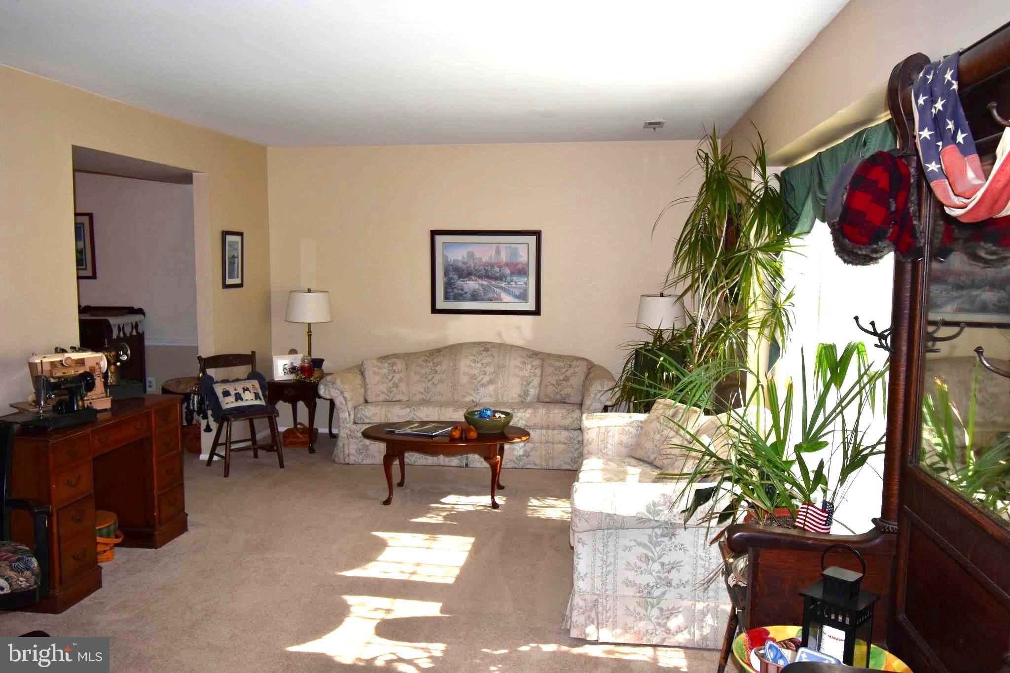 206 Poplar Road Chalfont, PA 18914 - Photo 7 of 41 Gallery Image 7