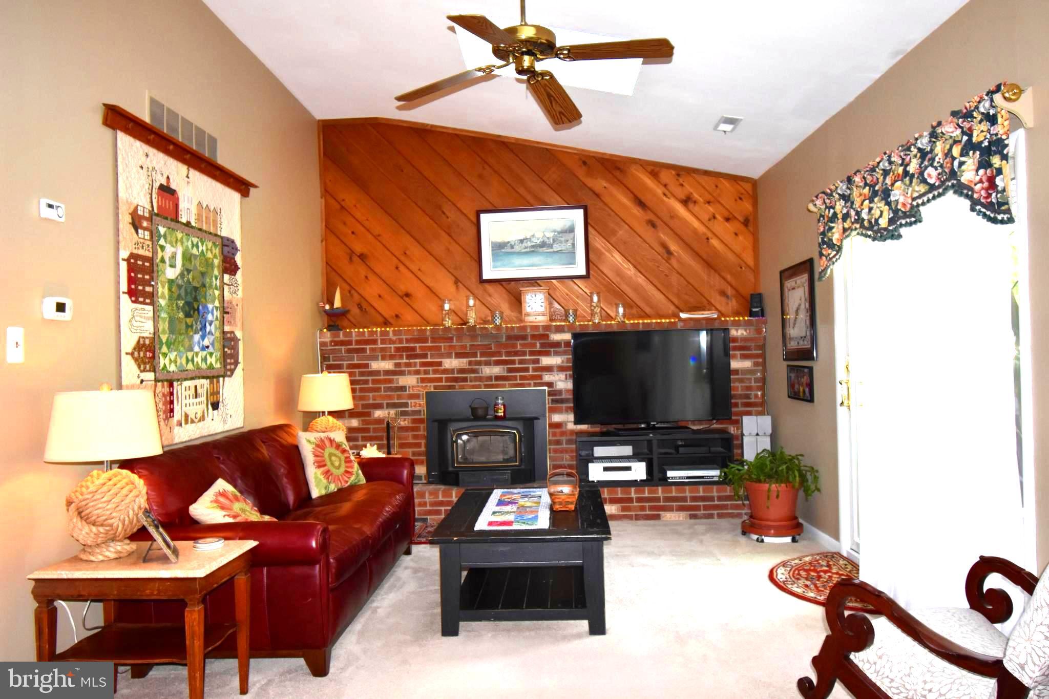 206 Poplar Road Chalfont, PA 18914 - Photo 10 of 41 Gallery Image 10