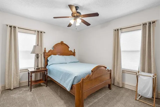 $285,000 | 3210 Summit Street, Kansas City, MO 64111