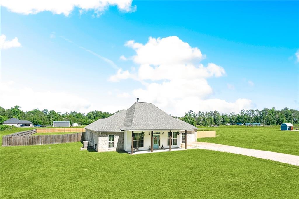 19916 Church Br Road Springfield, LA 70462 - Photo 2 of 22