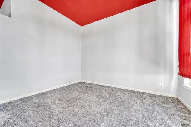 a view of empty room with window